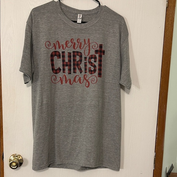 Gray Christmas Graphic T-Shirt - Picture 1 of 5